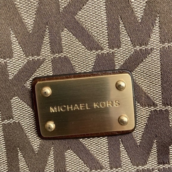 Michael Kors brown signature mk tote bag with leather trim - Picture 5 of 14